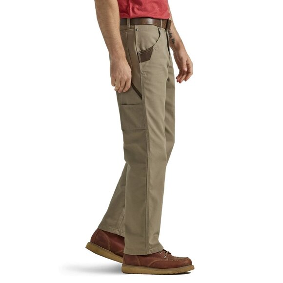Wrangler Men's Workwear Relaxed Fit Utility Pant Utility Pockets, Size 42x32 - Picture 6 of 7